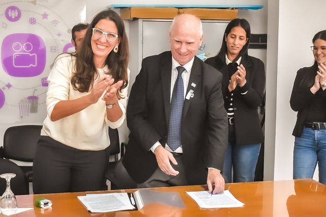 Puerto General San Martín dio un paso decisivo en su modelo de desarrollo educativo y urbano con la inauguración del polo educativo local.