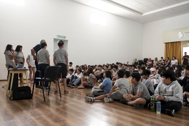 Se realizaron charlas de sensibilización sobre bullying y grooming en Timbúes