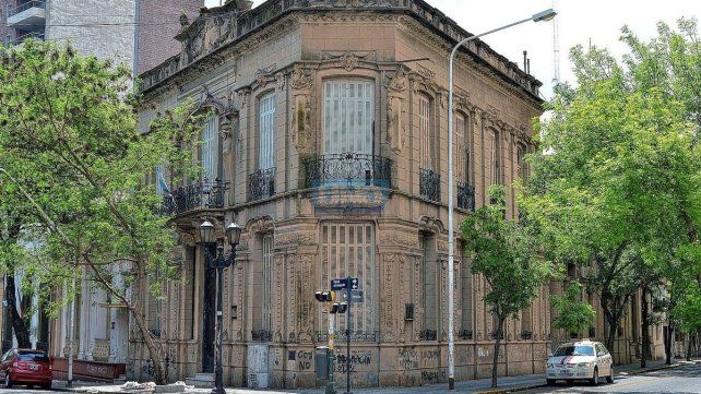 La Facultad de Ciencias de la Educación se declaró en alerta por el decreto y pidió