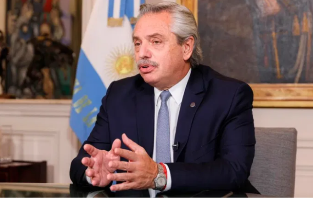 Alberto Fernández le pidió ayuda a Putin para garantizar el envío regular de vacunas