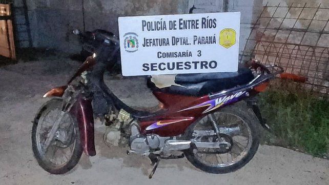 Asaltaron a mano armada a una motociclista en Paraná