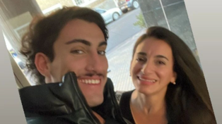 El sorpresivo romance entre la mamá de Holder y un periodista