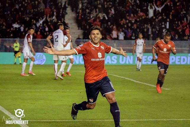 Colón acumula seis derrotas seguidas ante Independiente