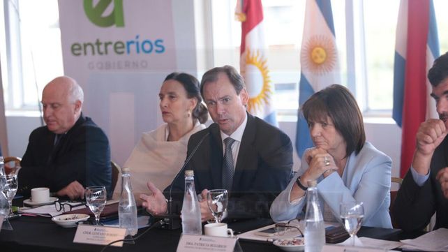Bullrich: Hoy narcomenudeo y narcotráfico se debe combatir en equipo