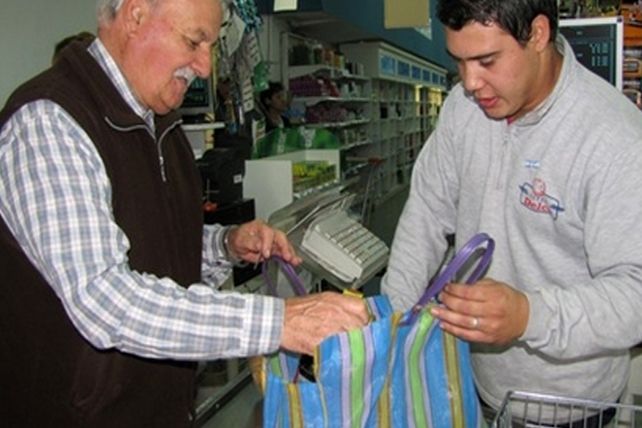 Supermercadistas manifestaron su apoyo a la reducción de bolsas plásticas