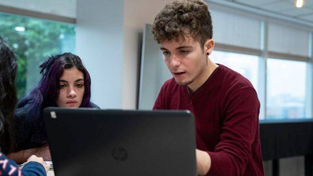La convocatoria está dirigida a jóvenes de 18 a 25 años.
