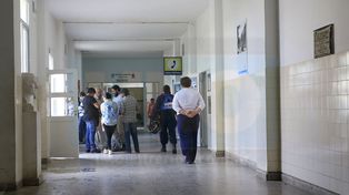 Esperanzas. El parte médico de ayer a la tarde informó una favorable recuperación del oficial.