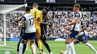 Arsenal amargó al Tottenham de Cuti Romero