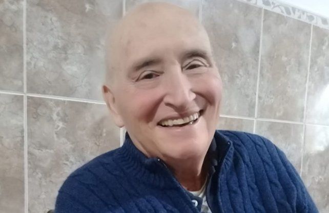 Así de sonriente el Padre Ceschi sigue su recuperación