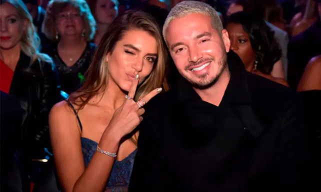 J Balvin junto a su novia argentina Valentina Ferrer