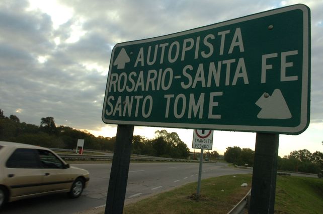 Dos familias vivieron un violento asalto en la autopista a Santa Fe