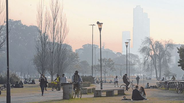 insoportable olor a humo. Pese a los anuncios y promesas