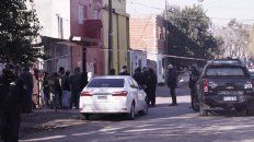 El mismo escenario. La distribuidora del Manco García volvió a ser noticia por un suceso de extrema violencia. El mismo escenario. La distribuidora del Manco García volvió a ser noticia por un suceso de extrema violencia.