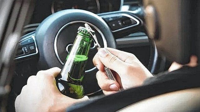 Disfrutá las vacaciones de manera sana, el alcohol al volante mata