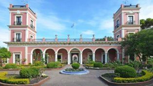 El archivo y biblioteca del Palacio San José son fuentes de consulta permanente para investigadores y estudiantes interesados en la historia del siglo XIX argentino.
