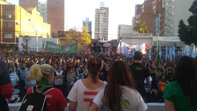 “Que la universidad abra sus puertas al pueblo, o el pueblo las derrumbará”