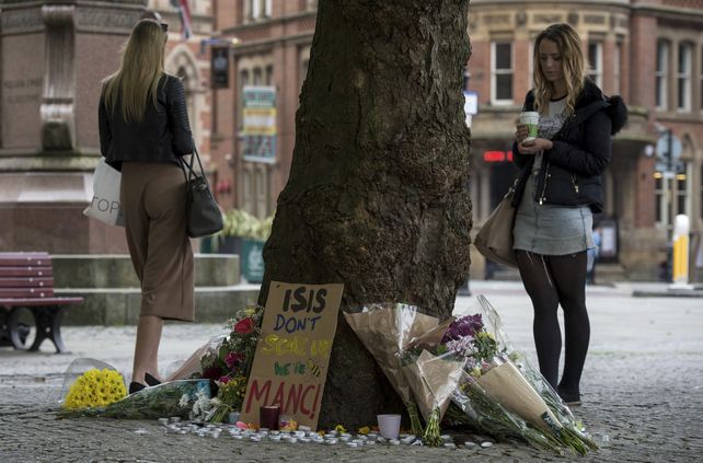 Manchester, el homenaje a las víctimas del atentado