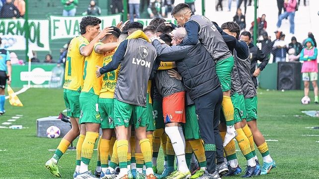 Defensa ganó de local.