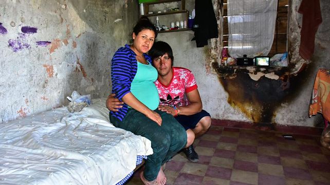 Ocuparon parte del ex matadero porque no tienen lugar donde vivir. 