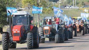 El campo protesta con un tractorazo en la Plaza de Mayo