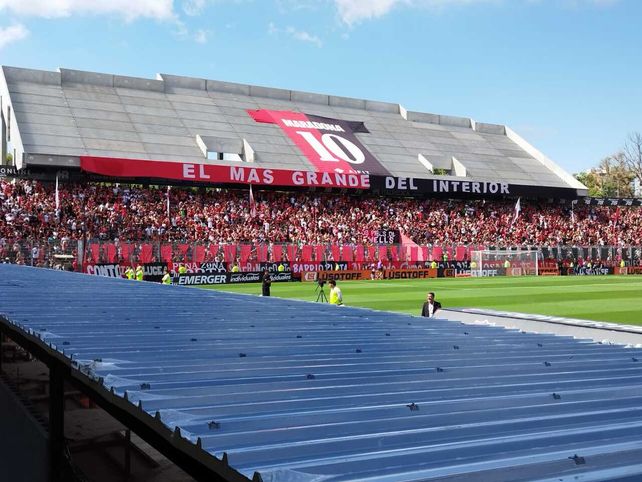 La nueva tribuna de Newells tendrá capacidad para 7 mil espectadores.