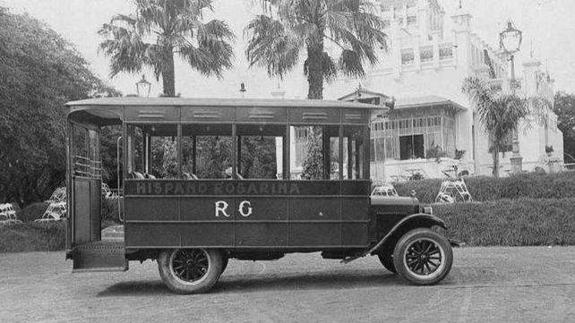 Los busólogos rosarinos cumplen 20 años: bichos raros y son varios