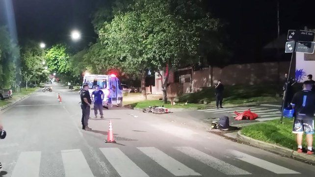 Un hombre que manejaba una motocicleta fue encontrado sin vida en avenida de las Américas y Rodó