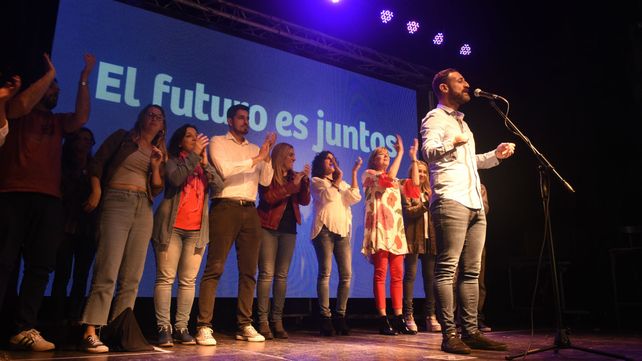 Sukerman al difundir los datos de anoche que lo consagraban como el candidato más votado.&nbsp;