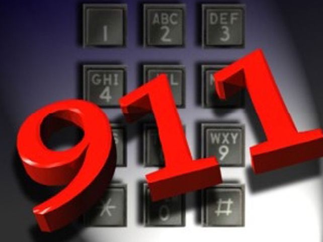 Llamó al 911 porque una stripper no quiso tener sexo con él