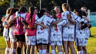 San Benito Paraná avanzó en el Torneo Regional Amateur Femenino