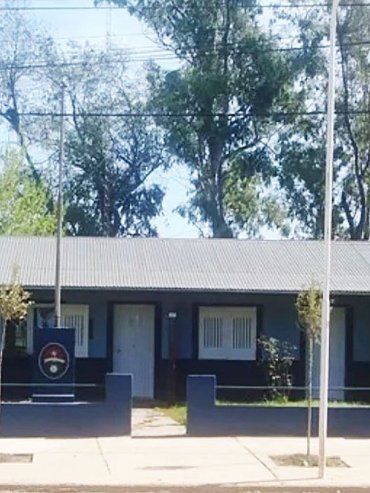 Herrera: hombre atacó a cuchillazos a un comisario y terminó herido
