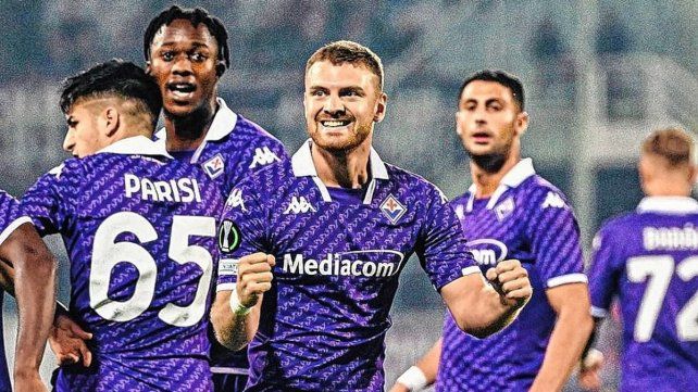 Lucas Beltrán marcó los dos primeros tantos de la goleada de la Fiorentina. Al ex-River lo ovacionaron cuando lo reemplazaron.