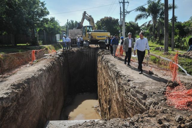 Barrio El Tránsito: avanzan las obras de pavimentación y desagües sobre calle Ayacucho