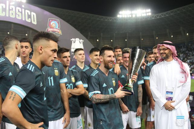 Lionel Messi le dio el triunfo a Argentina ante Brasil en Arabia Saudita