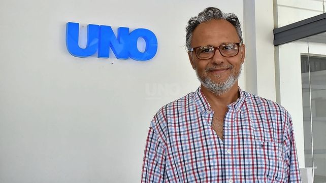 Sadonio tiene 59 años y es bioquímico. Antes de que comenzaran los aislamientos y protocolos por el Covid-19 se iba en colectivo dos veces por semana hasta Ataliva Sadonio tiene 59 años y es bioquímico. Antes de que comenzaran los aislamientos y protocolos por el Covid-19 se iba en colectivo dos veces por semana hasta Ataliva
