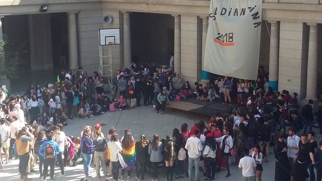 Los alumnos festejaron en las escuelas con una jornada de convivencia y de recreación