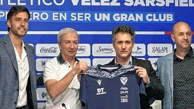 Esequiel Barco derrapó en redes durante la presentación de Barros Schelotto