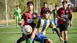 Central y Newells enfrentaron en los clásicos de la Rosarina el domingo. Este viernes se juega la jornada suspendida el sábado.