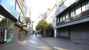 Cierran supermercados, comercios y shoppings por 24 horas en Rosario