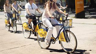La costumbre de usar las bicis gratuitas se multiplica en miles