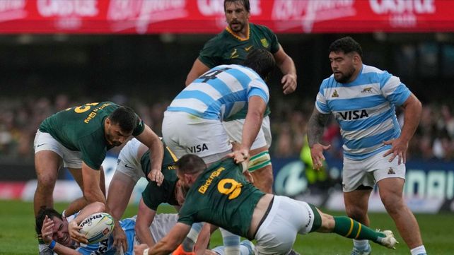 EL partido de Sudáfrica y Argentina en Durban fue muy intentos. Los Springboks impusieron su jerarquía sobre Los Pumas