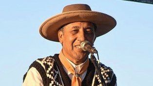 Carlos Espíndola perdió todo en un incendio