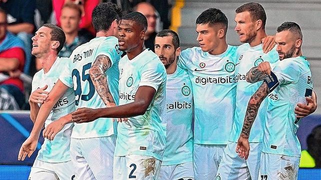 Inter superó como visitante 2-0 a Viktoria Pilsen para encaminarse en la Liga de Campeones.&nbsp;