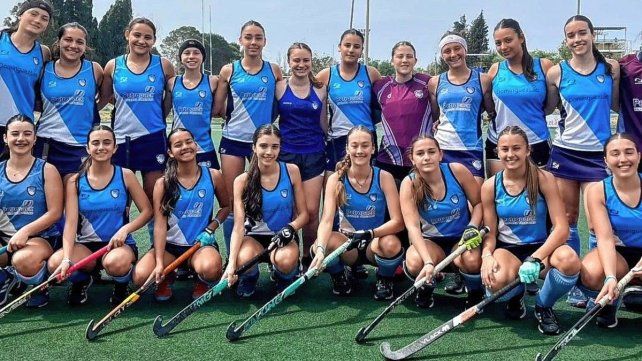 Las chicas Sub 16 de Rowing fueron campeonas en Posadas.