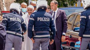 El Papa Francisco volvió al Vaticano diez días después de su operación de colon