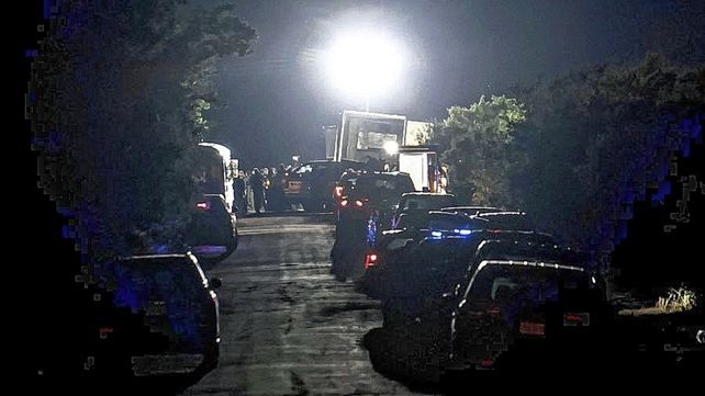 Hallaron 46 migrantes muertos en un camión en el sur de Estados Unidos
