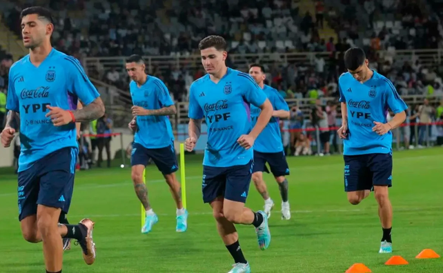 Scaloni está preocupado por la evolución del Cuti Romero