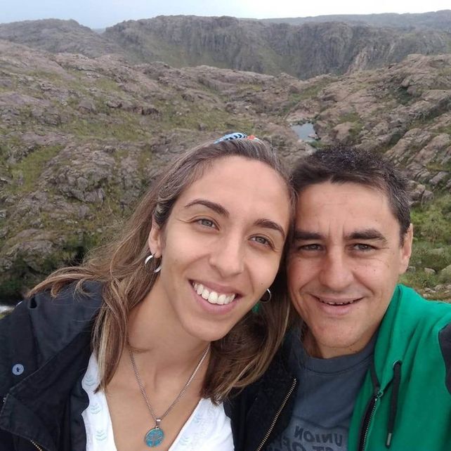 Victoria junto a su novio Javier Pérez.&nbsp;