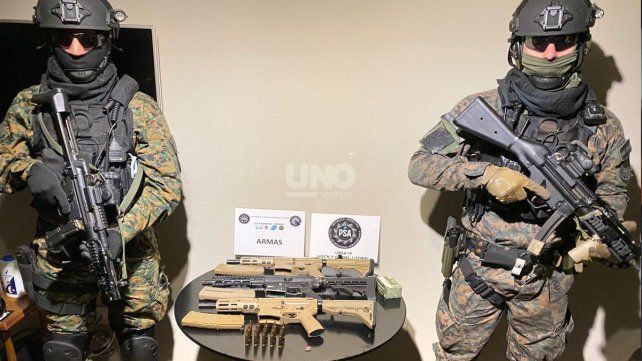 Las armas secuestradas durante el operativo denominado Operación M4 en Rosario