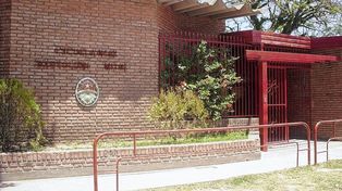 Mutual CreSer donarán una bandera a la escuela Mitre